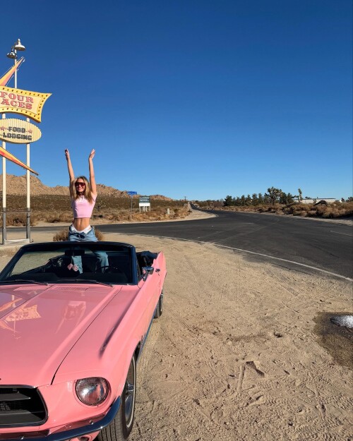 597088561_olivia-20841753e03a5d4a5a