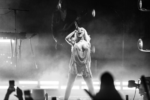 597503940 image109394aa8b00bfc1bc1