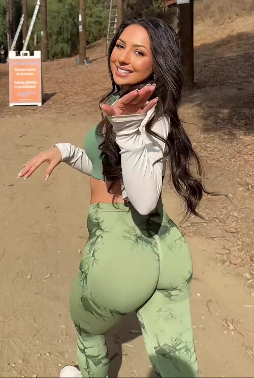 59789370 7652 4D22 BD49 A2D013324379d495745dc7eabf86