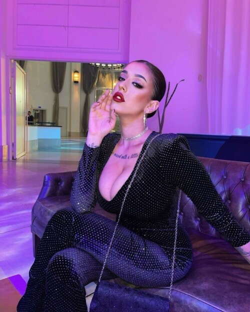 5C07A6D0 9CA9 4E3B 883D 0F51328FD300ff2771f692d66944