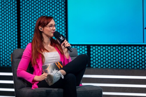 5D65CB9D 18A9 4D3F BA28 B22FCF16861C