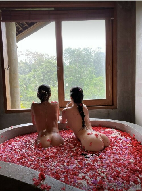 5D88EF5A 306E 49E9 B062 D1644344F231