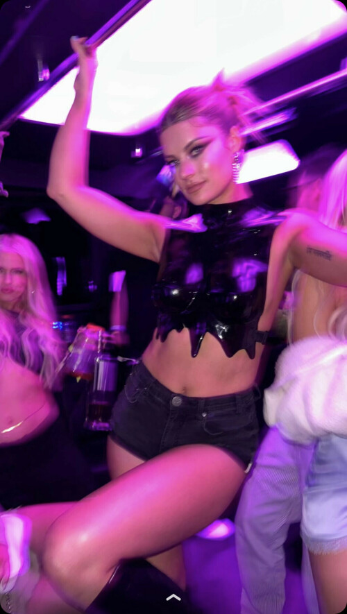 5E428002 CFD2 4CAE 8505 97CBD6118F2E