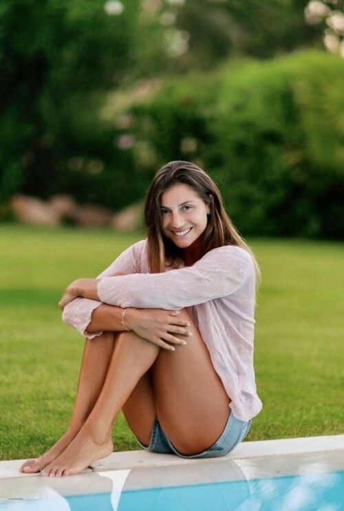 5EAAE41D 41DD 43C9 B6FE 2CDFCE5163F1