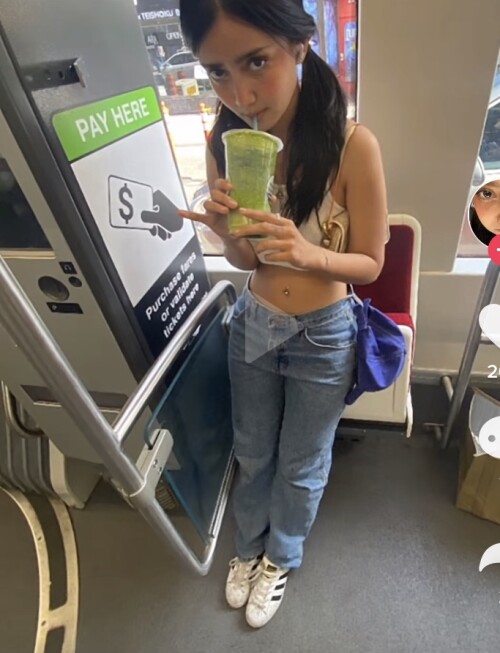 5F7BA90B 60E0 4DD8 9E68 23273C8AAE95