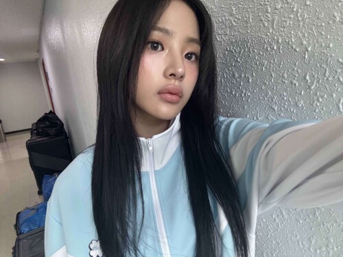 5a2311358200a3 p 63f744d87619d9750