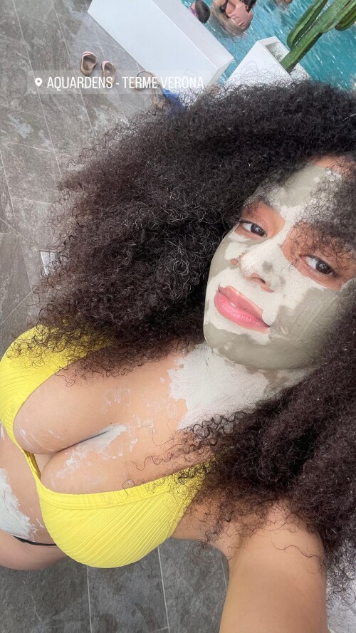 5ec436efc8634148aabac28ce1456d93ca0458c7a8d1df5f26337ce358450b27