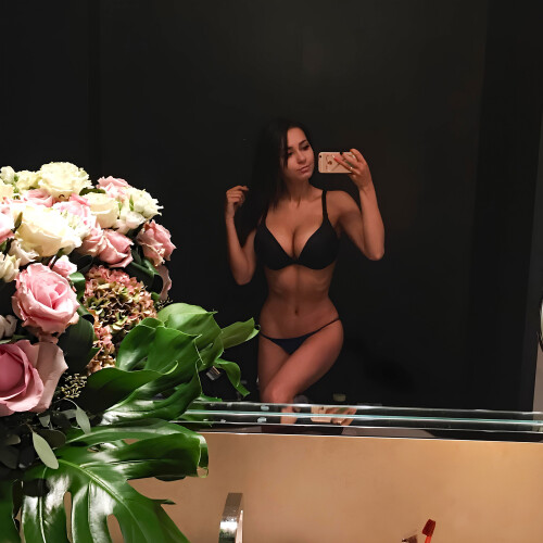 5kkfg vQ nU v142e30a31f7ec785e