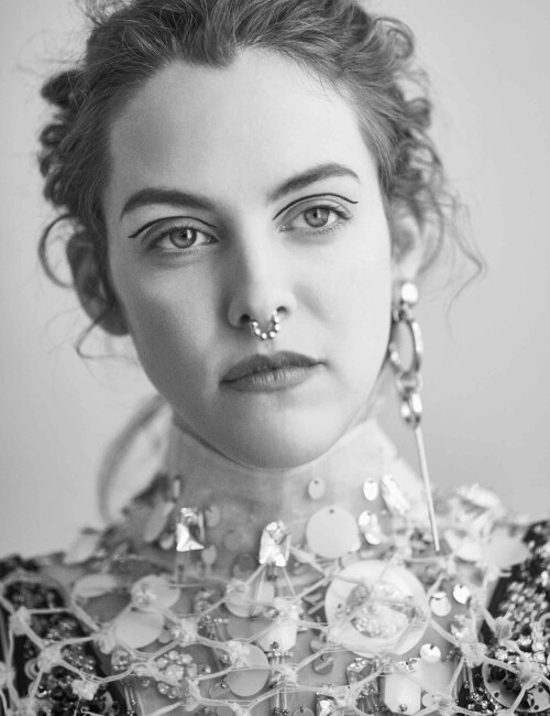 6 bMnF7Ao9673984d41e2ae03