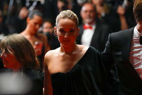 600267244 jennifer4 3180762e8d7e8f32d1c