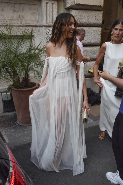 605015367 eiza 55e32eb21e649a02d