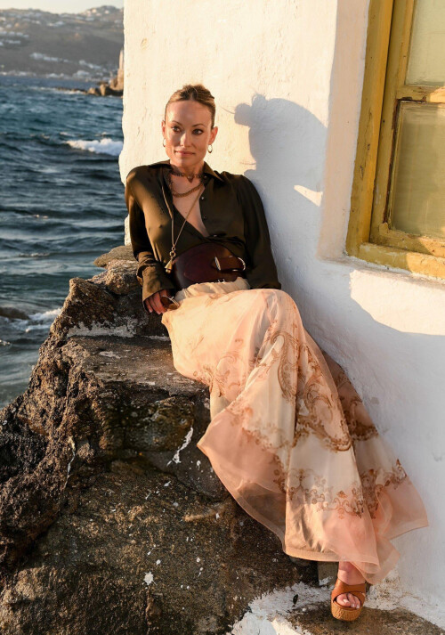 612672861 olivia wilde zimmermann 01beb380b0895c72c7