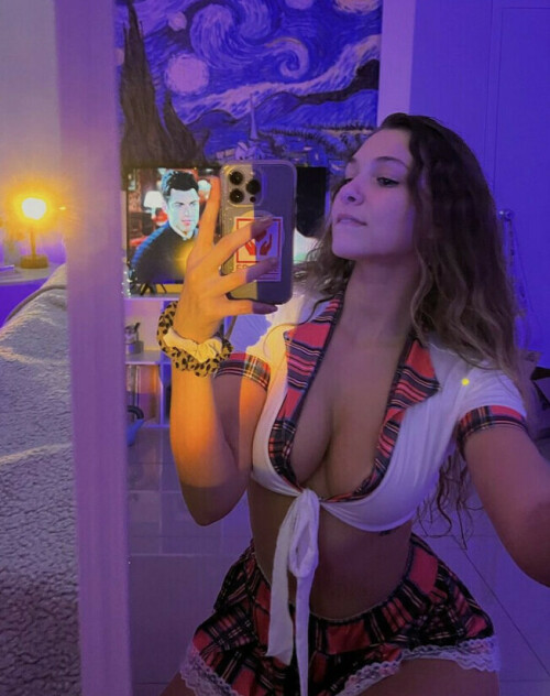 61511B93 D09C 4D3B 9C31 351D226A7BB6