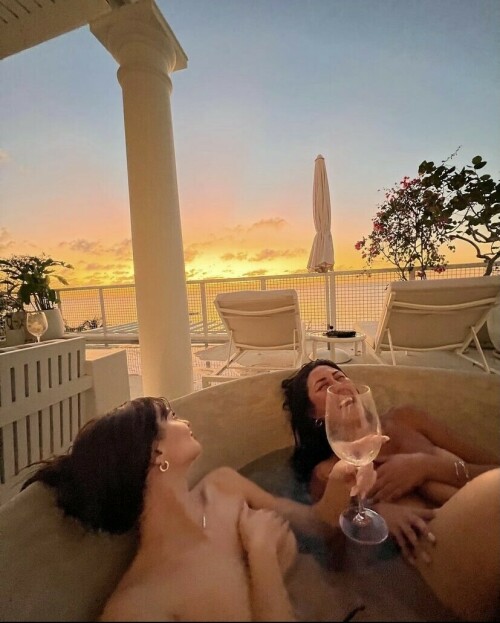 617BD2F9 ADE3 457F A2FD 2D6AEB234F8F