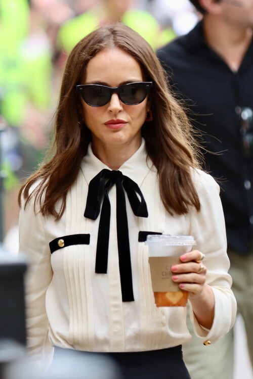 618284506_2025-07-03_17-37-30-422z_006_natalie-734465ae0b01c7454