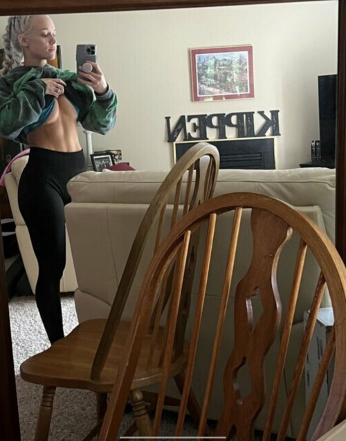 637EE145 1BB6 47A0 82E7 86AB3AA2CC50e27bf54ca5b1bd28