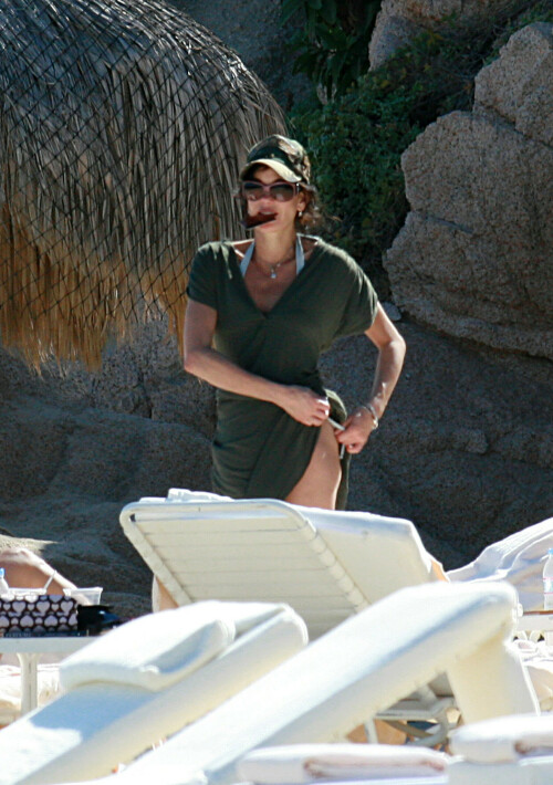 EXCLUSIVE:  Teri Hatcher's Mexican Holiday