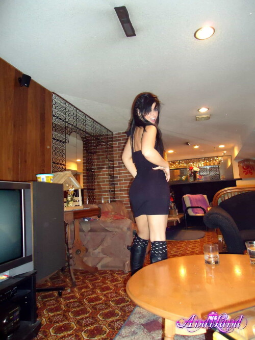 64-12-lg19a86f21fc5f1b4b.jpeg