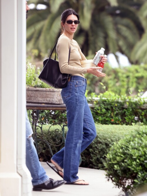 64 168470159406ba72c