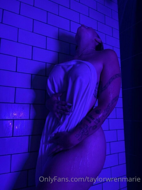 6406FF84 FEC7 48A0 A272 24EBAA182F8E