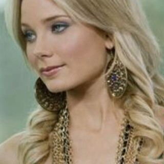 640full-abby-pivaronas