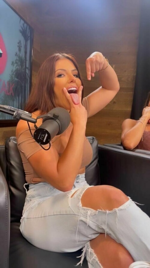 640x1138 c471f41691e174847d69797f47142ba5