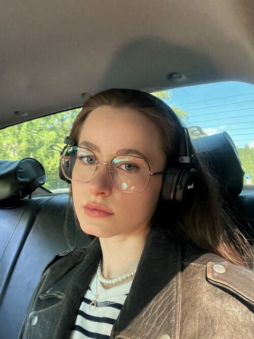 6414b379 e0f2 4130 8de5 e30558bf8fff3f134e858f312f7e