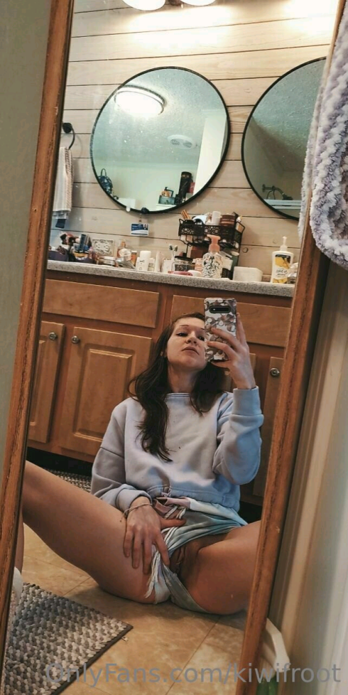 642x1280_9a223438a6b328f3576c5143d7c01159340e43abb5d3e579