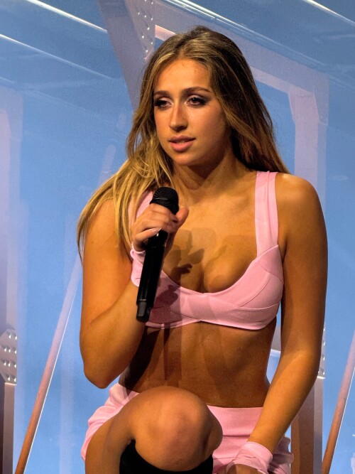 643 38fec06b661b040b7