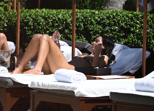 644597034_bgus_3364942_0388b7603ea197ecfc2