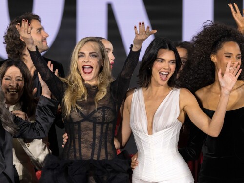 645798146 kendall 73b7d8ce411094c27f