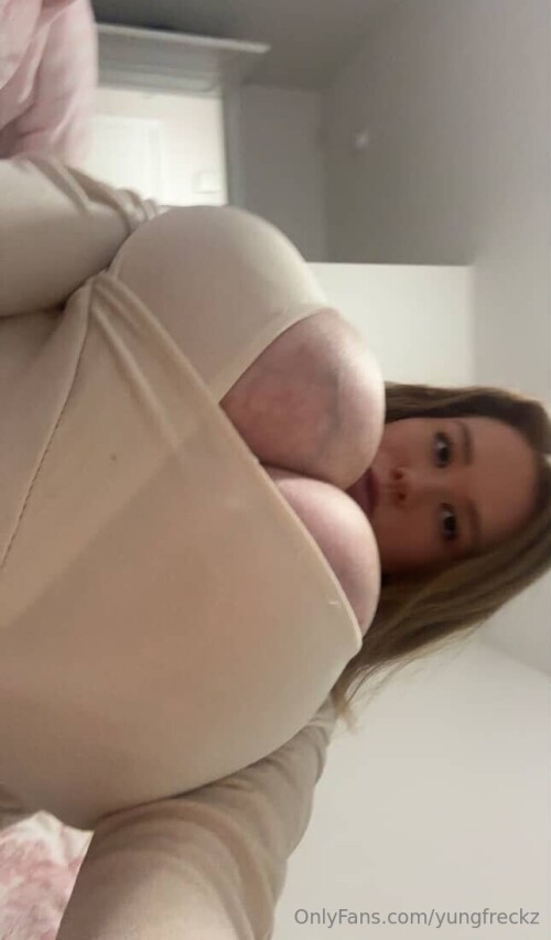 645x1100 107a649e56d22510c39152bcef0868eecdb2ee1a67a3de79