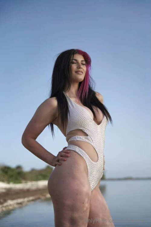 645x967 379e7d0b6eefe3745470475bc691e2e849d4cae3c16d0fe6