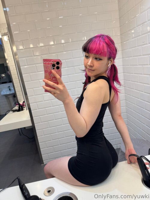 648567497199f5957c32c1