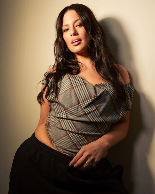 64F6E756 E4F4 4B97 AD1D 1B593A85D30C5d4aa5cee41b2d9a