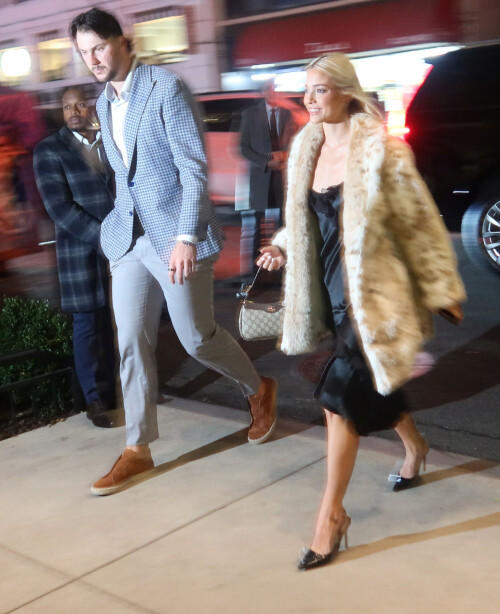 655916002 olivia 8d87642b74a2a9b0e