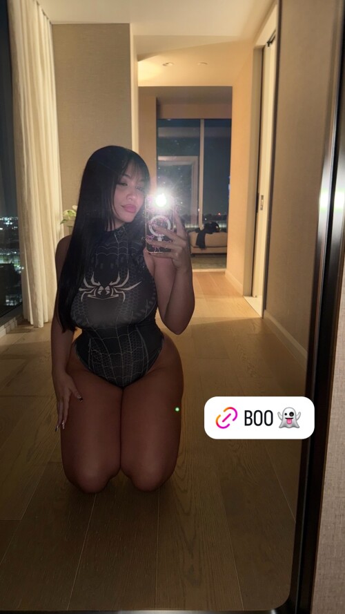 656618846 stellahudgens 20251031 1725358edee6cca8363243