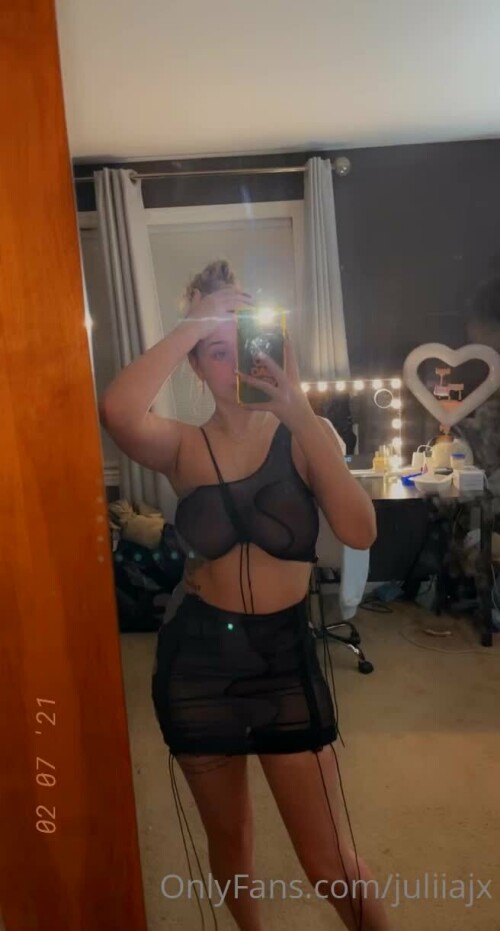 656x1222 d569ec1f4fb7ba226181289b1adb68ab frame 0