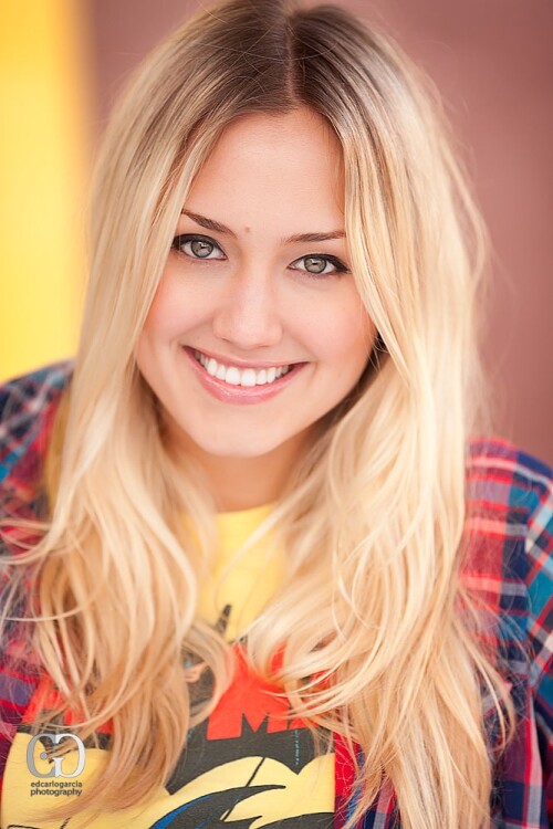 667full naomi kyle 120ca15cfefeefd7f