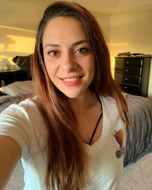 6695D67B-80A9-47F9-9A53-DB1C54C696EB