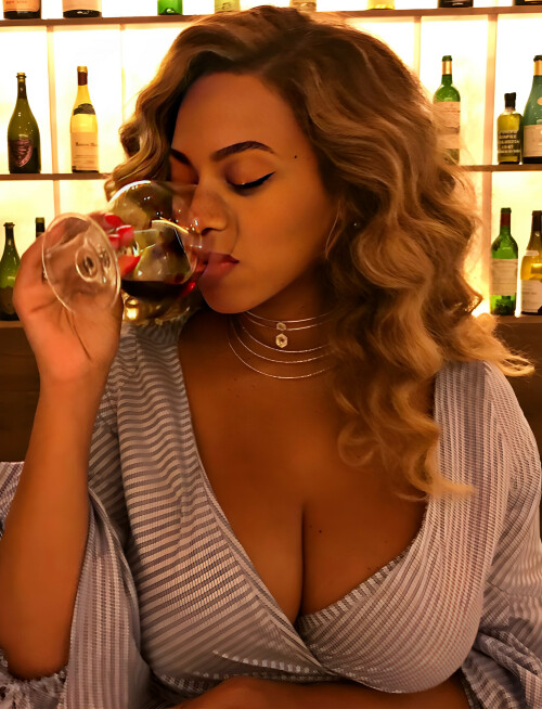 66AE835D EE5B 4620 9A20 2114A27BF379