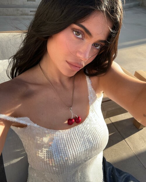 67093518 8330 455C 8A94 D55B32709463