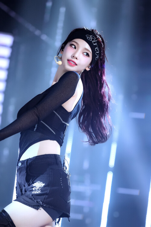 6729dedf7634da0a40971c33 p421b981707d4a4c8