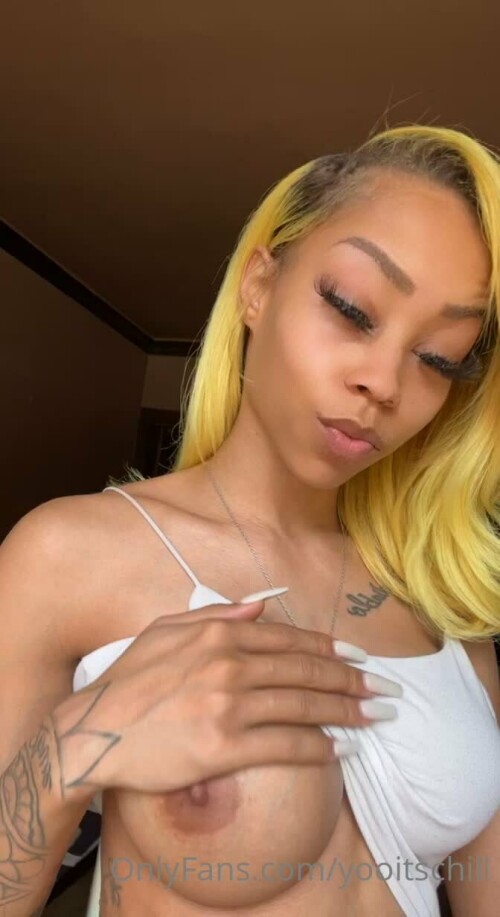 672x1232 b544371bcde32ddc07c92be99babe7de frame 032222ef8fc2ab80d