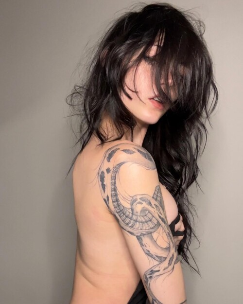 6734657970bb4f4b5a06f40c0