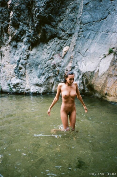 679x1024 9a34f2c0ecb776c18a1f27a903c2ba47f8a943c3dc727042