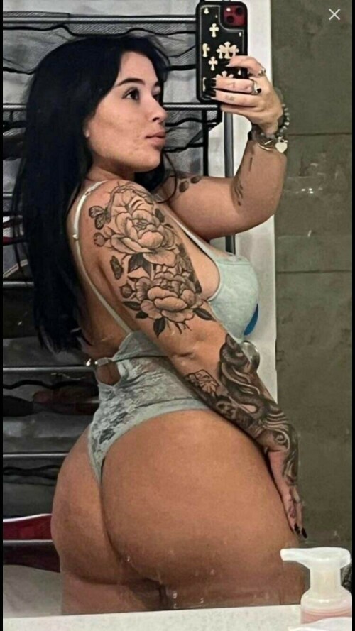 67B8C7A3 4D4E 4BEF BE93 FD83E9932571