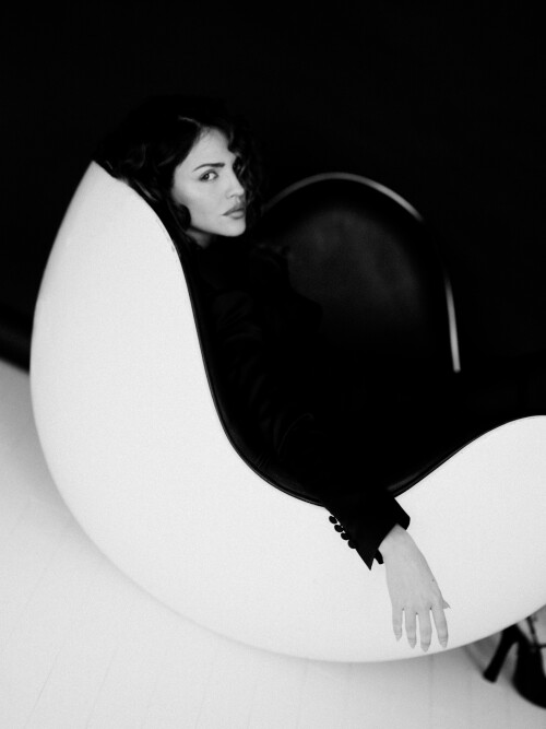 67dd7b5ff67d5ab66bbdeedb 198 FLAUNT MAGAZINE CANT LET GO EIZA GONZALEZ COVER1029dc403ba2e8eddd
