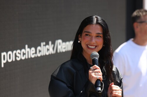 67hwjhbc5f0c537285843b