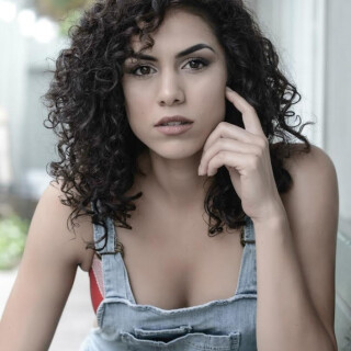 683full-andrea-sixtos53289ffcc97af771